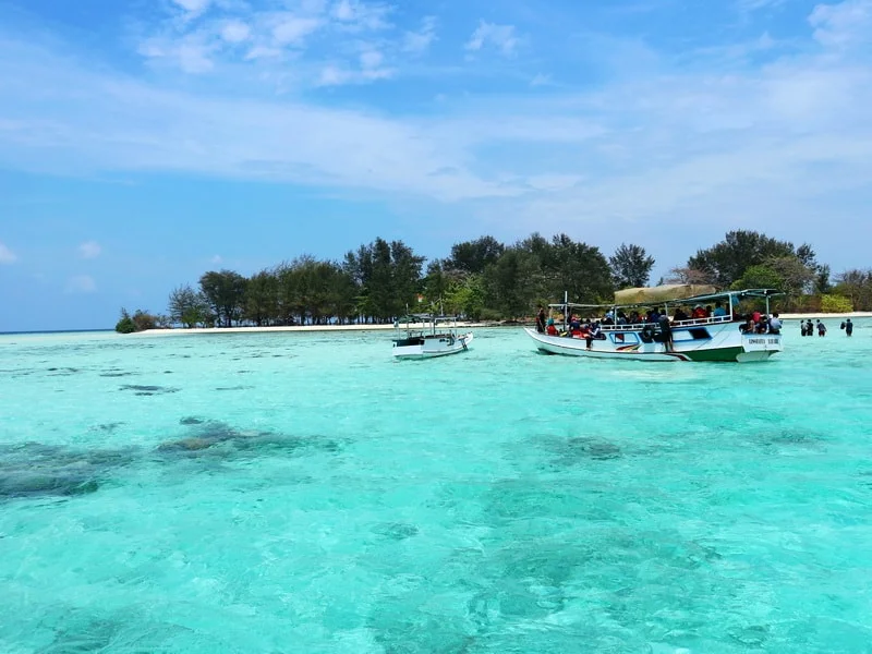 Pulau Cemara Kecil- Tempat Menyelam yang Indah