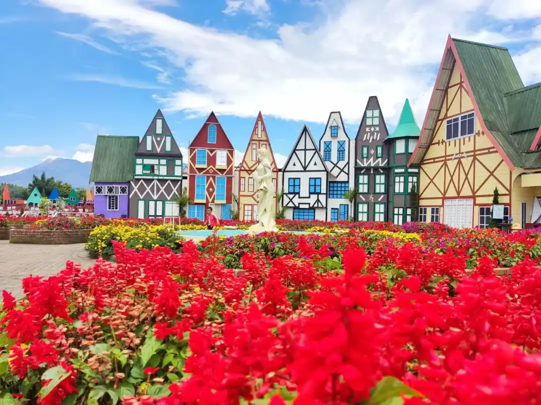 Taman bunga malang - Santerra De Laponte