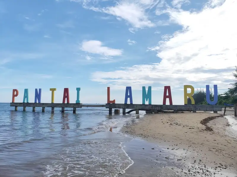 Pantai Lamaru