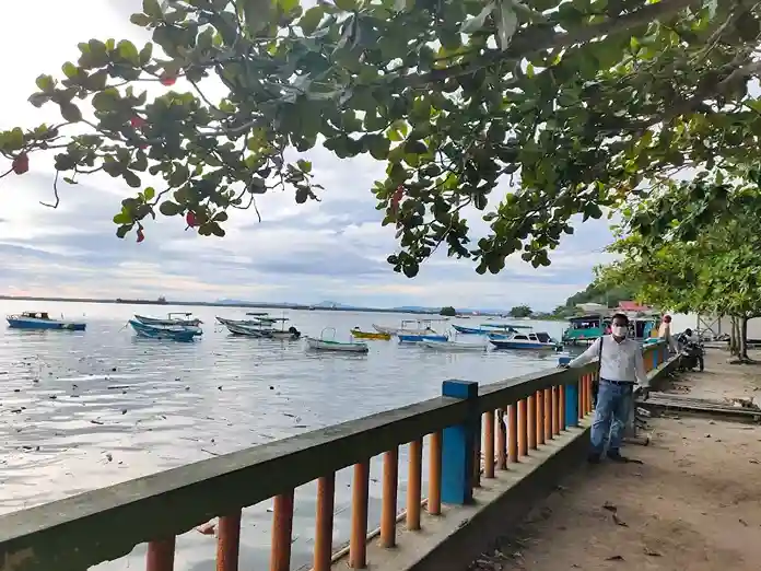 wisata balikpapan - Pantai Melawai