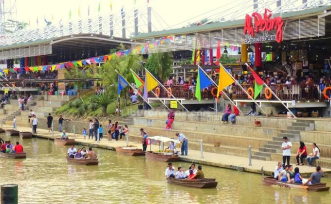Pasar Ah Poong, Sentul (Jawa Barat)