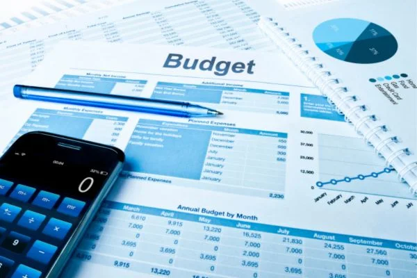 Tentukan Budget Liburan dengan Bijak