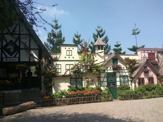 Wisata Lembang Bandung - Framhouse Lembang 