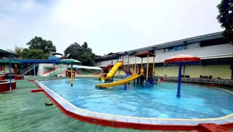 Kolam Renang Tirtasari