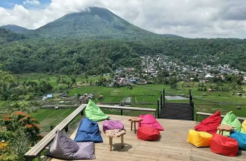 Puncak Kai Santi