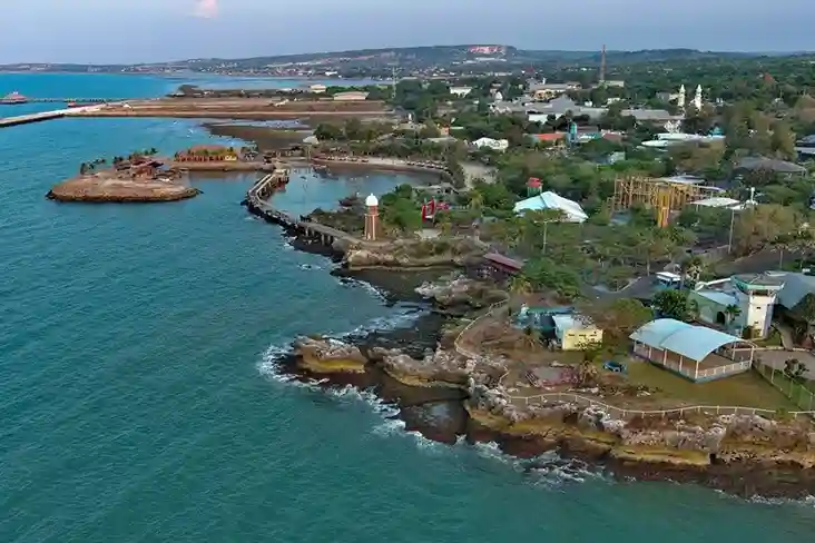 pantai tanjung kodok