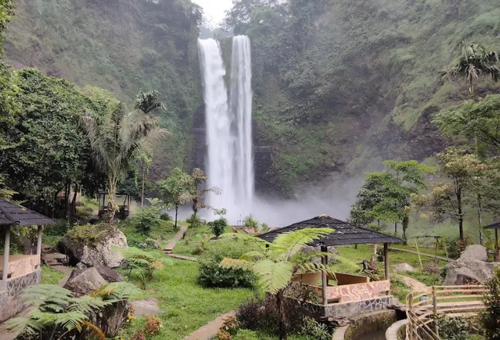 wisata hits garut - curug sanghyang taraje