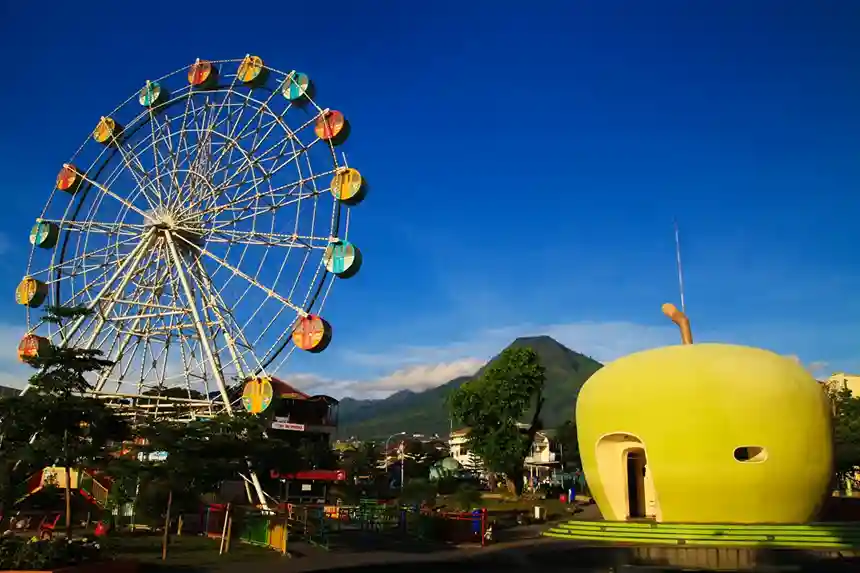 7 Aktivitas Seru di Alun-Alun Kota Batu
