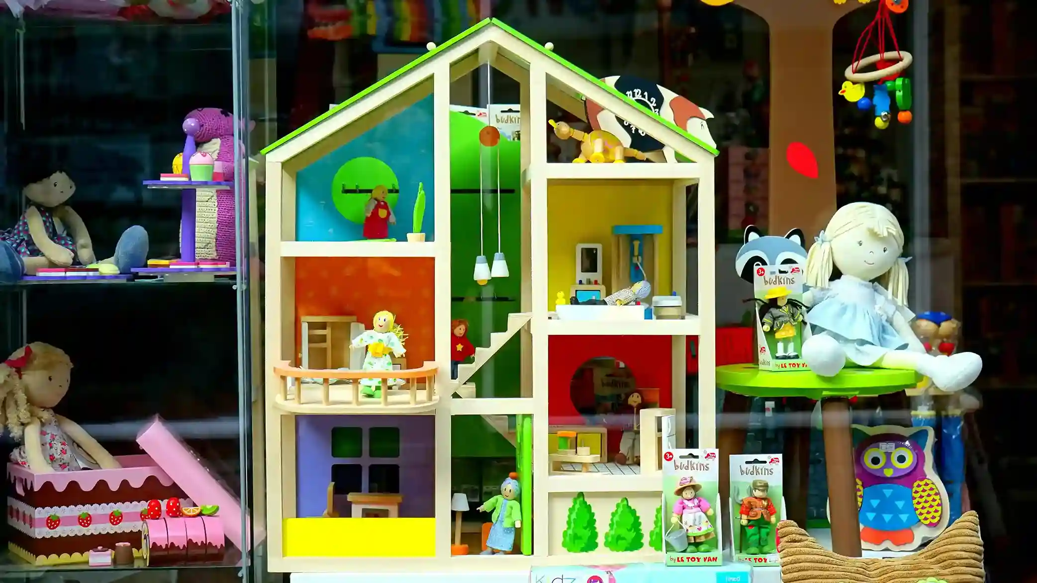 7. Belanja Hadiah di Toko Mainan Hits di Jakarta