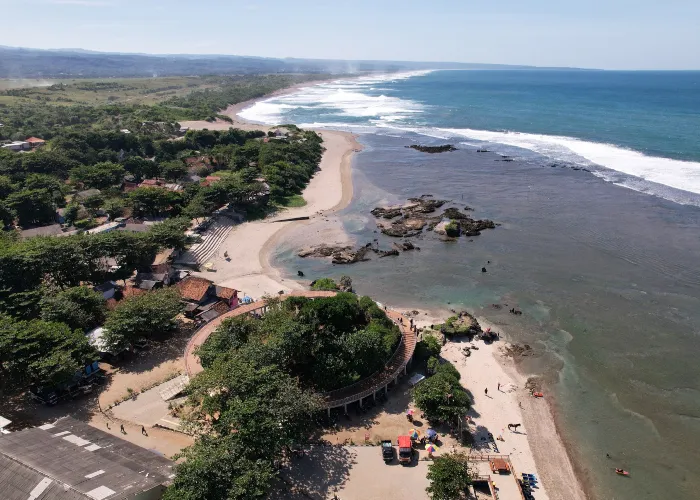 Pantai Sayang Heulang