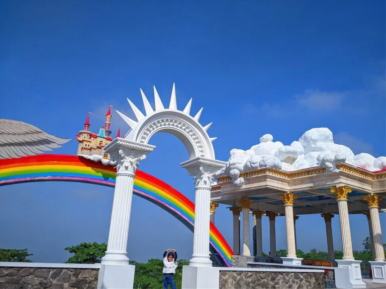 Wahana di The Lost World Castle Yogyakarta di Spot Foto 3D