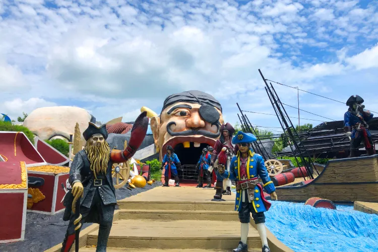 Wahana di Wisata Bahari Lamongan