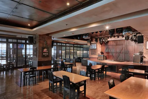 Paulaner Bräuhaus Sport Bar Jakarta