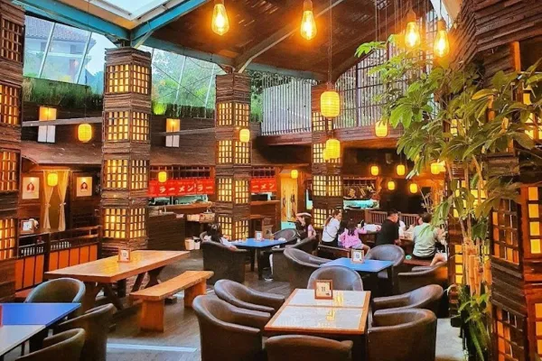 Ide Ngedate di Bandung di Cocorico Fantasy Garden