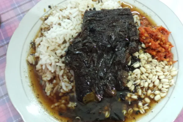 Kuliner Banyuwangi - Rawon Bik Atik