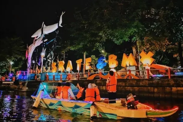 Jadwal dan Harga Tiket Wisata Perahu Kalimas