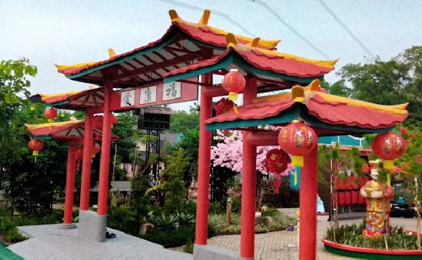Wisata Keliling Dunia Majalengka_