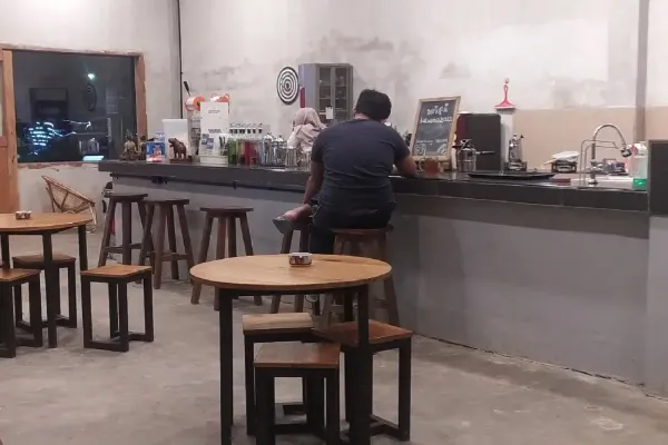 10. Kedai Kopi Ketan Labama