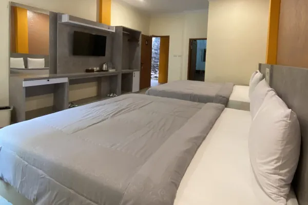 Cave Hotel