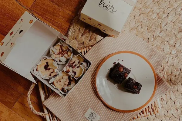 Cafe Dessert Semarang Her The Delight Maker