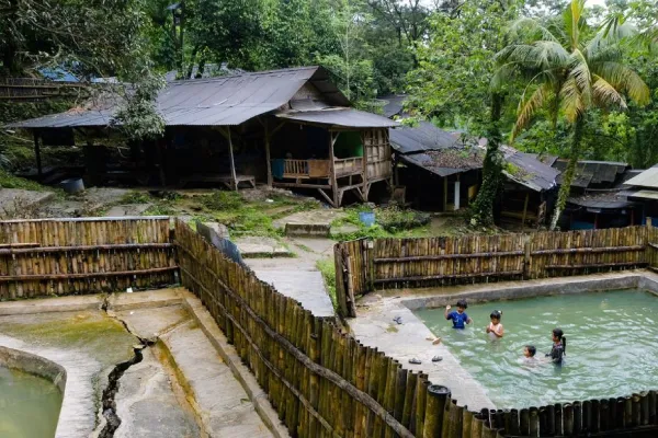 6. Pemandian Gunung Pancar