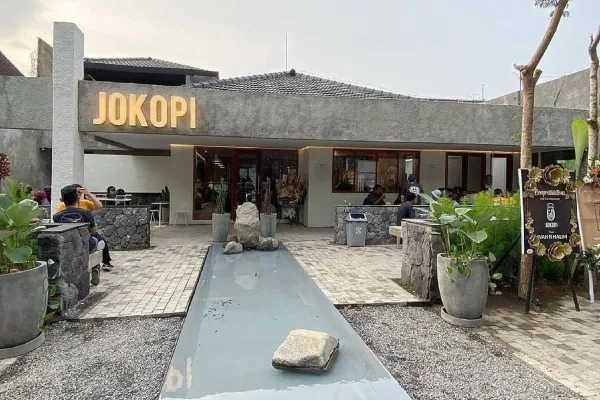 8. Jokopi Malang