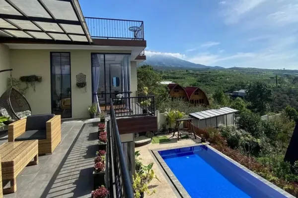 Twinpine Villa Malang
