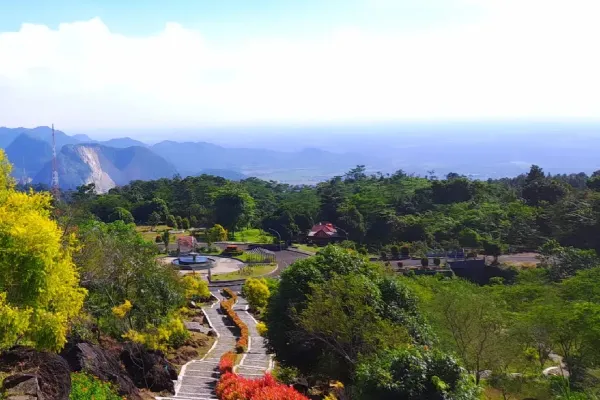 Tiket Masuk Kebun Raya Kuningan yang Super Ramah di Kantong!