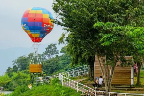 Wahana Seru di Tanjung Duriat Sumedang