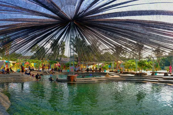 Wisata Sendang Wangi Tuban