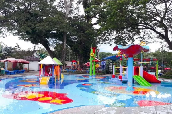 Wisata Tirtoyoso Park Kediri