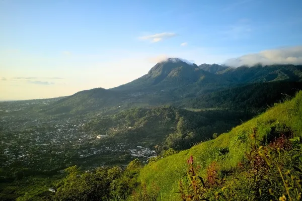 Gunung  buat tektok di batu malang