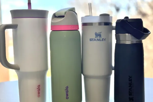 Travel Gear Padel - .Tumbler Stylish untuk Tetap Terhidrasi