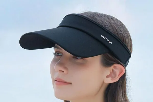 Topi dan Kacamata Sporty Anti UV