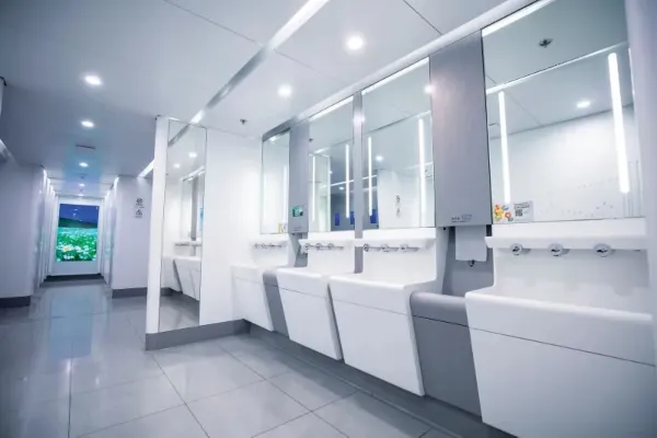 Toilet Bandara Terbaik 2025- Bandara Hong Kong (HKG)