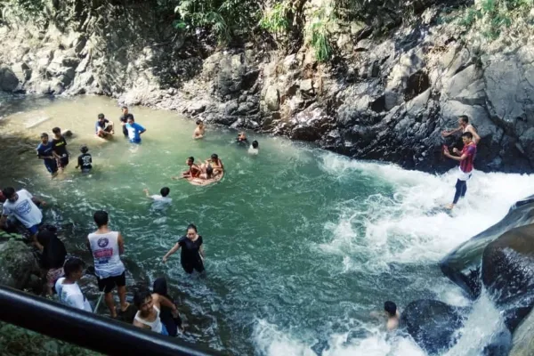 Curug Leuwi Asih