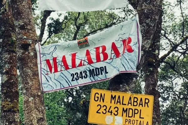 Gunung Tektok Jawa Barat - Gunung Malabar (2.347 Mdpl)