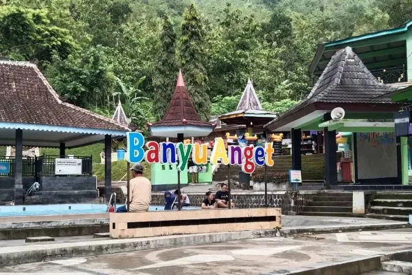 Banyu Anget Pacitan