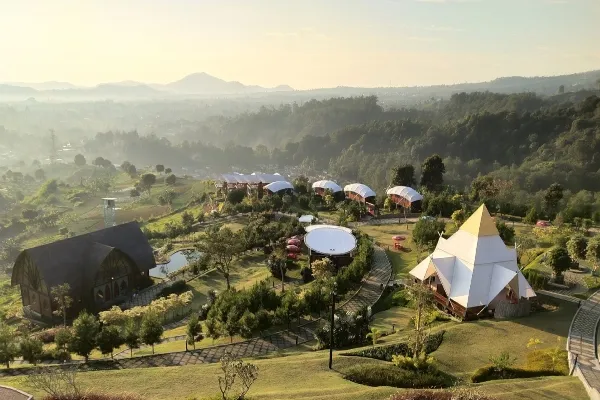 Harga Tiket Masuk Taman Sevillage dan Jam Operasional 2025