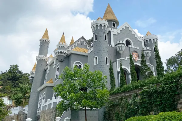 Wahana & Pengalaman Seru di Sarae Hills
