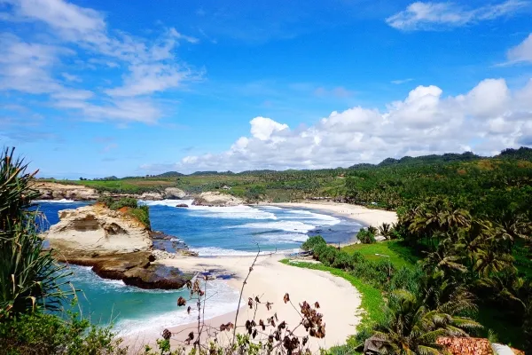 Wisata Sekitar Banyu Anget yang Bisa Sekalian Kamu Jelajahi