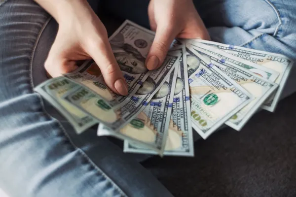Sesuaikan dengan budget 