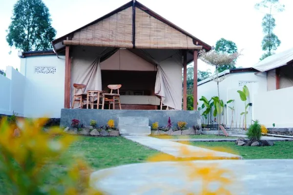 Bangsring Breeze Resort 