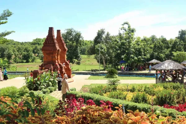 Daya Tarik Wisata Alam Gosari
