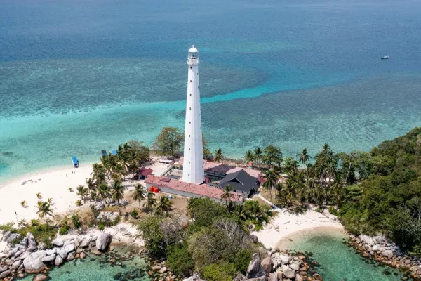 Wisata dekat Pantai Tanjung Kelayang