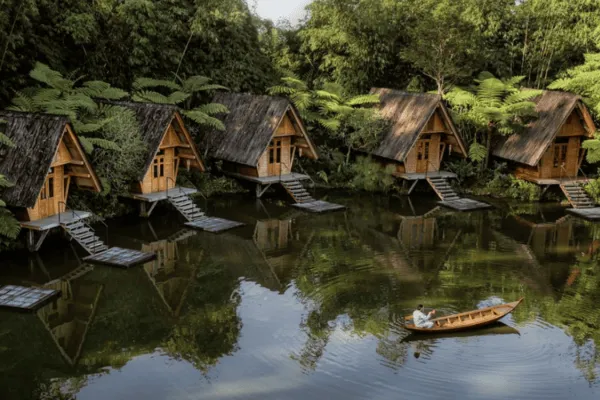 Tempat Glamping di Bandung - Dusun Bambu Leisure Park