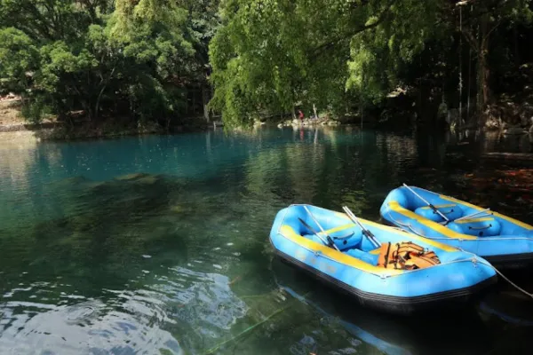 Telaga Biru Cicerem: