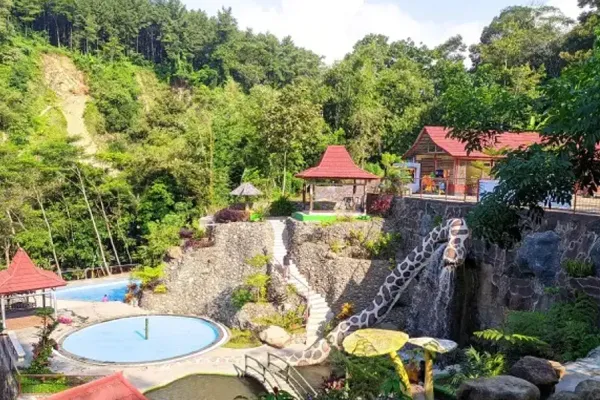 Jam Operasional dan Harga Tiket Kiara Danu Majelngka
