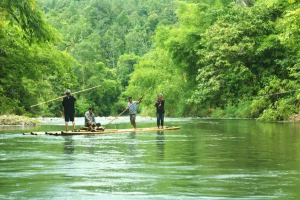 Loksado Bamboo Rafting – Sungai Amandit (Hulu Sungai Selatan)