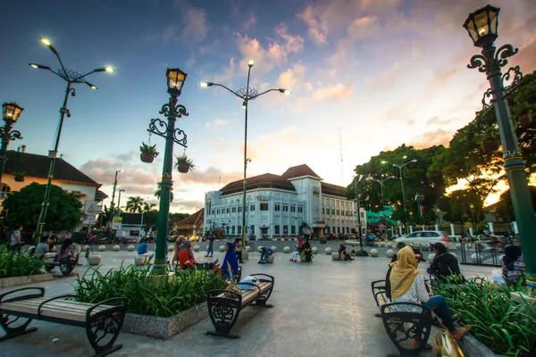 Wisata Dekat Stasiun Lempuyangan - Jl Malioboro